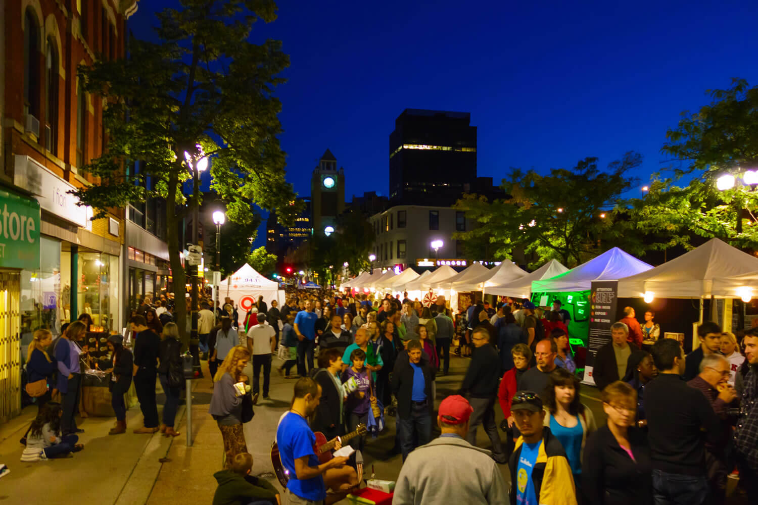 Cubicle Fugitive_City of Hamilton_Event_Crowd of People_iStock-498506663