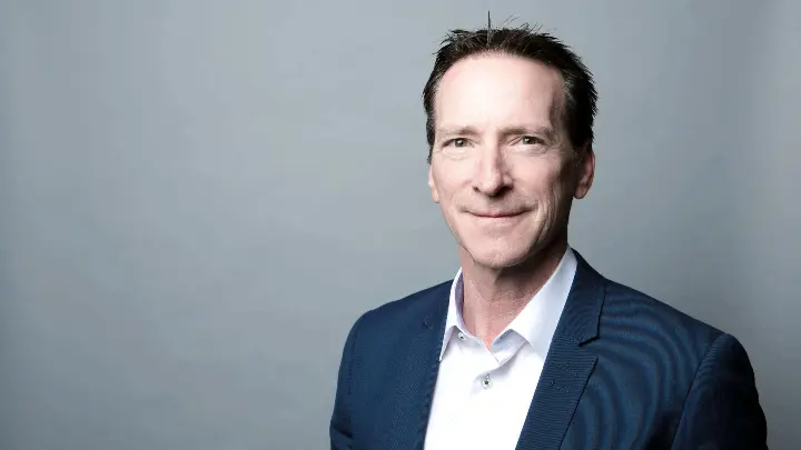 Caley Wray_Corporate headshots__JP_5381 Denis Ellickson