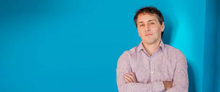 Bio-image-of-Kalvin-MacLeod